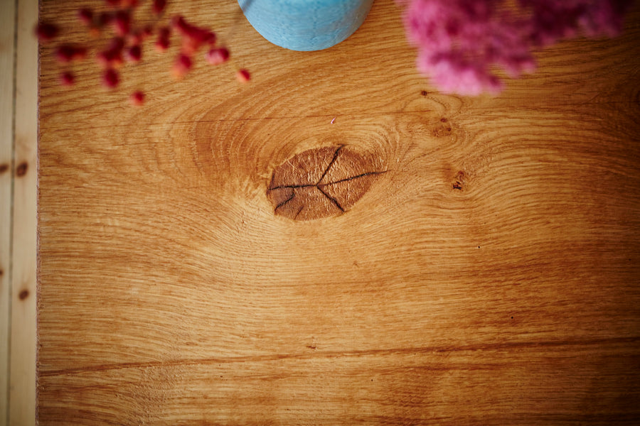 Massivholzbank Eiche / Baumkante natur / Sitzbank mit Bankkufe